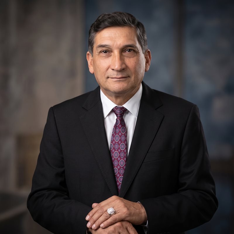 Pastor Fredy Robalino